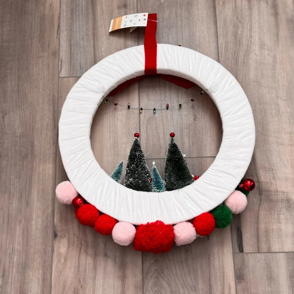 NWT Whimsy Christmas Wreath